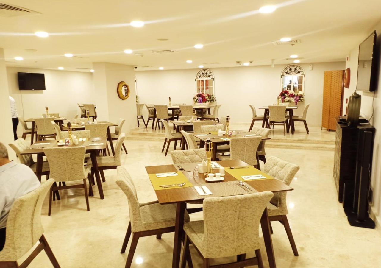 Saraya Palace Hotel Doha Ngoại thất bức ảnh